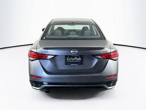 Used 2025 Nissan Sentra SR FWD image 7