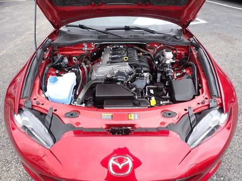 Used 2025 MAZDA MX-5 Miata RF Grand Touring RWD image 14