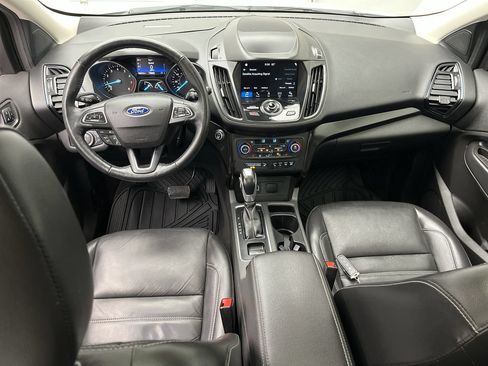 Used 2019 Ford Escape Titanium AWD/4WD image 4