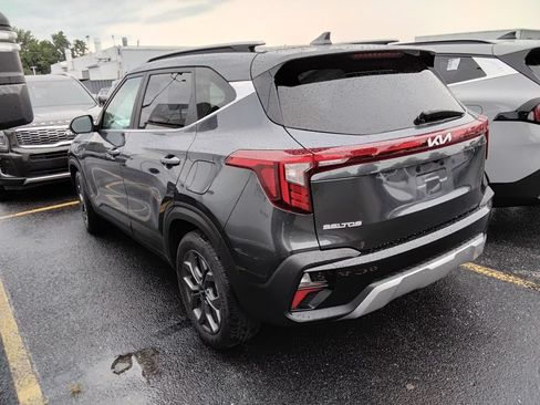 Used 2024 Kia Seltos S FWD image 5