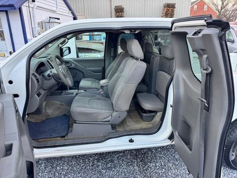 Used 2016 Nissan Frontier S image 8
