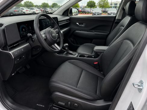 Used 2024 Hyundai Kona Limited AWD/4WD image 11
