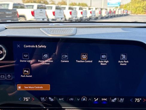 New 2026 Chevrolet Traverse High Country image 31