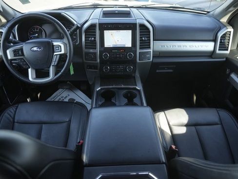 Used 2020 Ford F250 Lariat w/ Lariat Value Package image 21