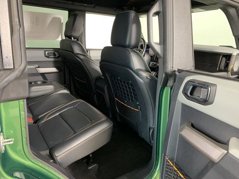 Used 2022 Ford Bronco Badlands image 36