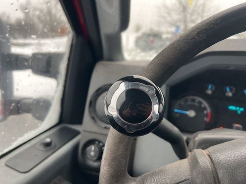 Used 2016 Ford F250 XL w/ Power Equipment Group image 21