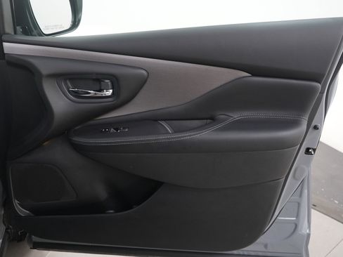Used 2023 Nissan Murano SL image 13