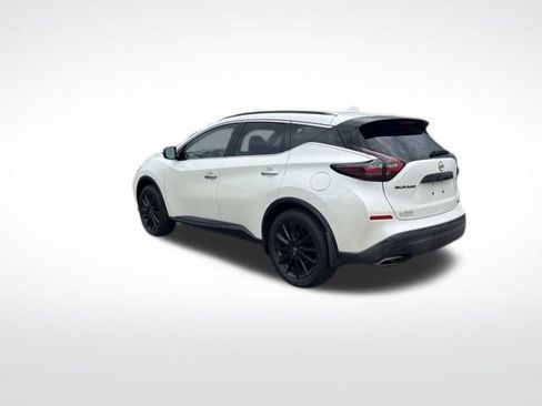 Used 2024 Nissan Murano SV w/ SV Midnight Edition Package image 6