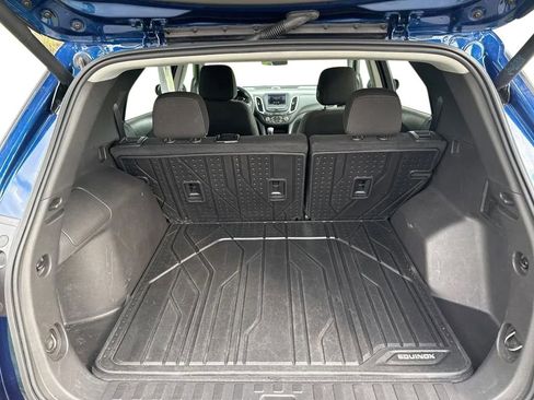 Used 2023 Chevrolet Equinox LT image 9