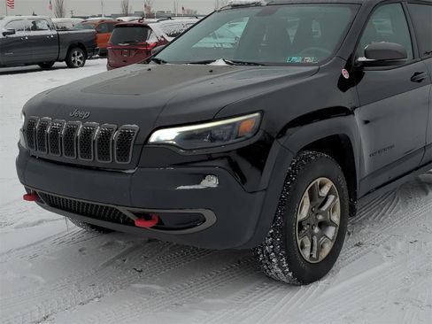 Certified 2019 Jeep Cherokee Trailhawk w/ Cold Weather Group image 11
