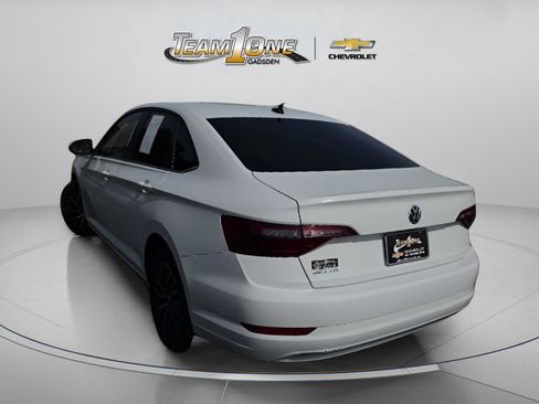 Used 2021 Volkswagen Jetta SE FWD image 6