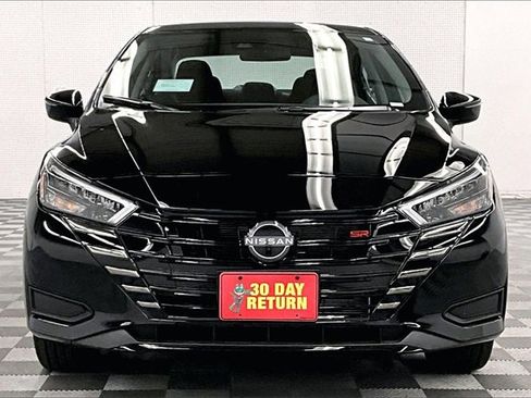 New 2025 Nissan Versa SR w/ Trunk Package image 15