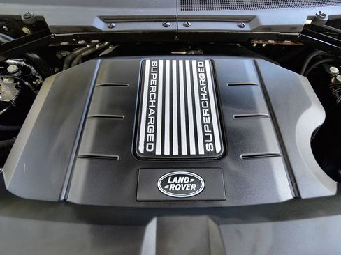 Used 2025 Land Rover Defender 130 V8 image 78