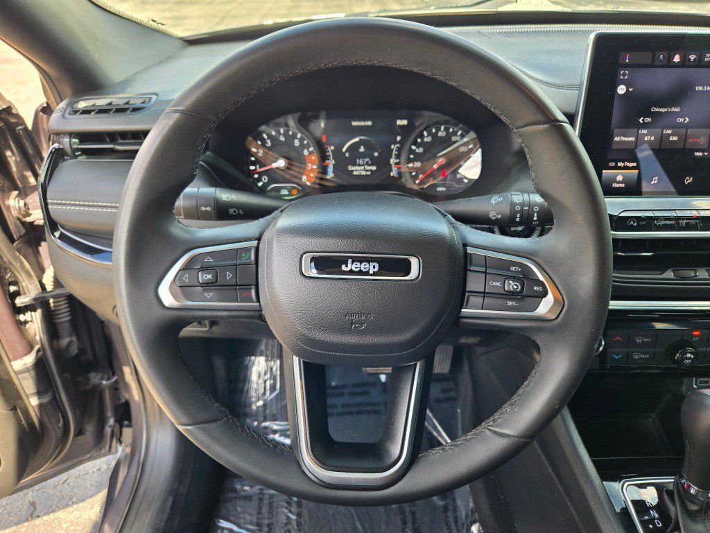 Used 2024 Jeep Compass Latitude w/ Altitude Special Edition AWD/4WD image 32