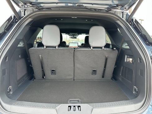 New 2026 Ford Explorer ST-Line AWD/4WD image 9