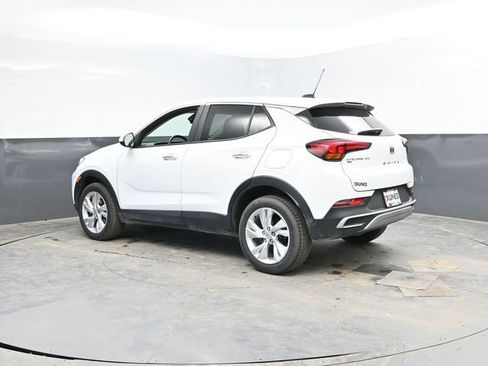 Used 2025 Buick Encore GX Preferred AWD/4WD image 9