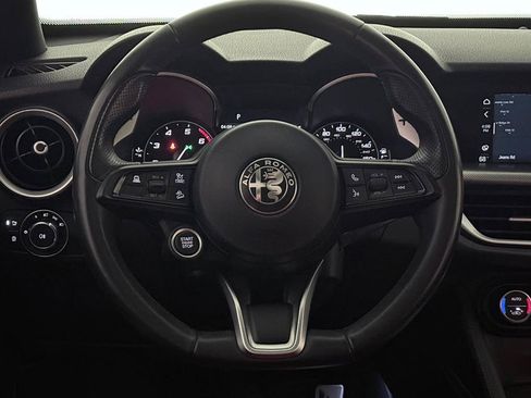 Used 2023 Alfa Romeo Stelvio Veloce AWD/4WD image 32