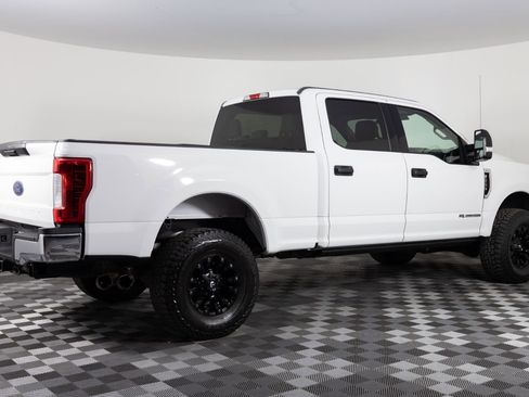 Used 2019 Ford F250 XLT image 8