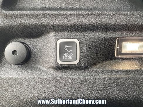 Used 2024 Jeep Grand Cherokee L Limited w/ Luxury Tech Group II image 49