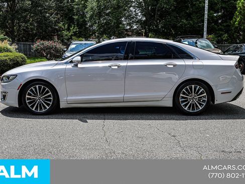 Used 2017 Lincoln MKZ Premiere FWD image 10
