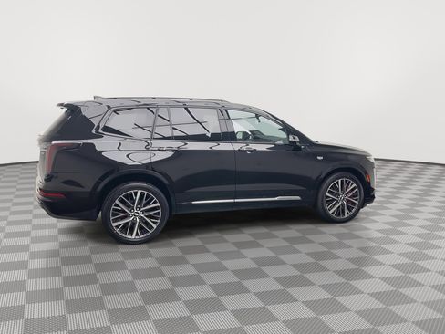 Used 2023 Cadillac XT6 Sport w/ Technology Package image 44