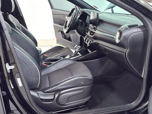 Used 2021 Kia Forte GT-Line image 18