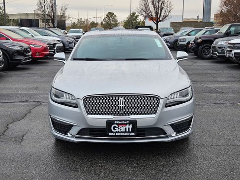 Used 2018 Lincoln MKZ Reserve image 11