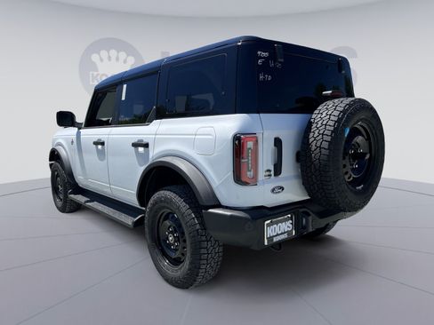 New 2026 Ford Bronco Outer Banks AWD/4WD image 4