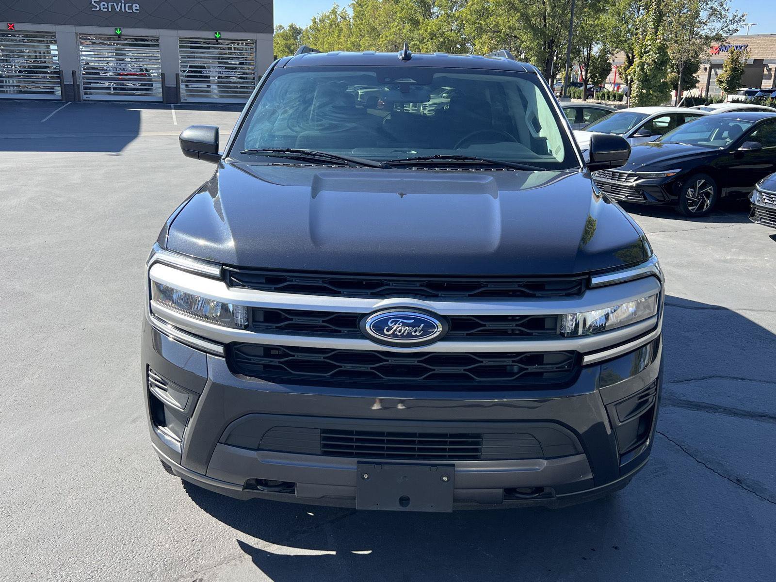 Used 2022 Ford Expedition XLT AWD/4WD image 11