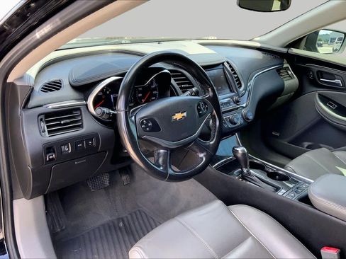 Used 2018 Chevrolet Impala Premier FWD image 17