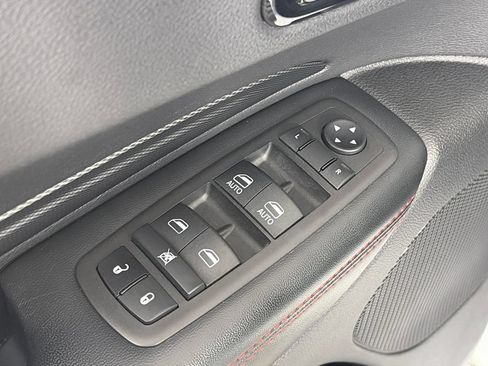 Used 2023 Dodge Durango GT AWD/4WD image 25