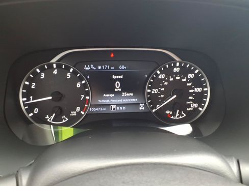 Used 2022 Nissan Frontier SV AWD/4WD image 16