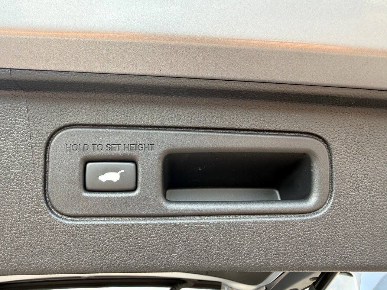 Used 2025 Honda Pilot TrailSport image 25