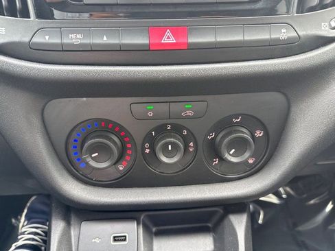Used 2022 RAM ProMaster City Tradesman FWD image 25