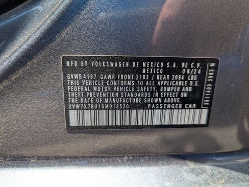 Used 2025 Volkswagen Jetta SE FWD image 6