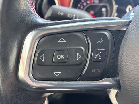 Used 2022 Jeep Wrangler Unlimited Rubicon w/ Cold Weather Group image 19