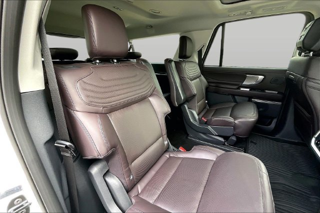 New 2027 Ford Expedition Max Platinum w/ Platinum Ultimate Package AWD/4WD image 10