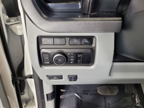 Used 2024 Ford F450 Limited w/ FX4 Off-Road Package image 16