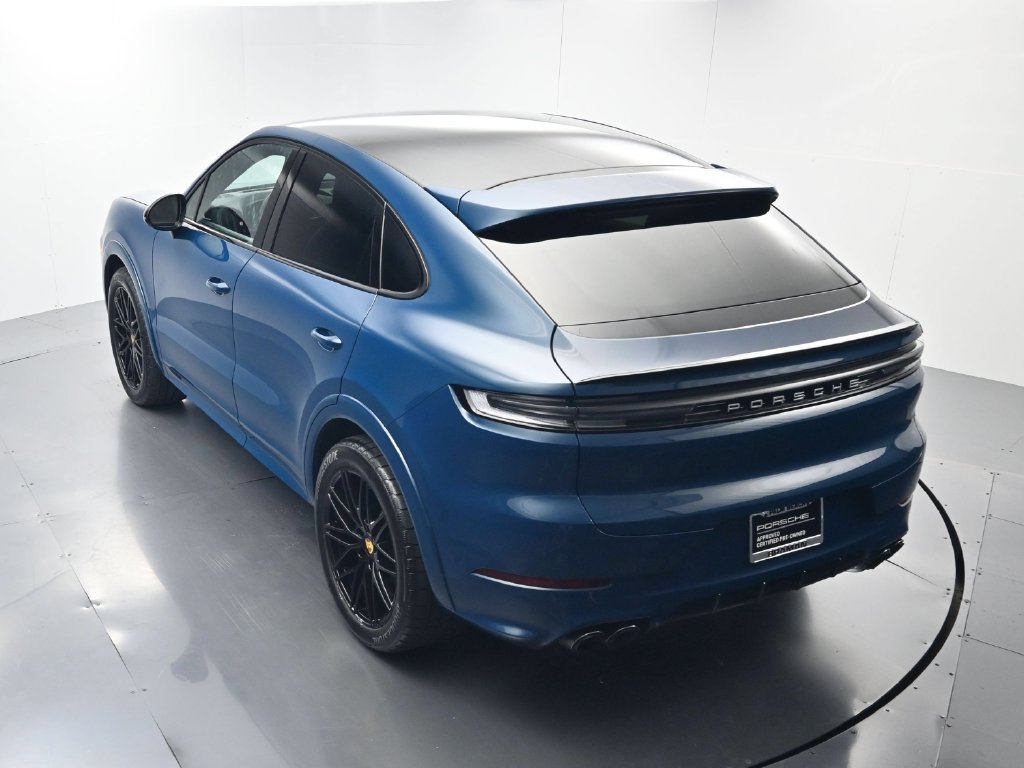 Certified 2024 Porsche Cayenne Coupe AWD/4WD image 37