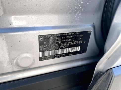 Used 2025 Toyota RAV4 XLE image 36