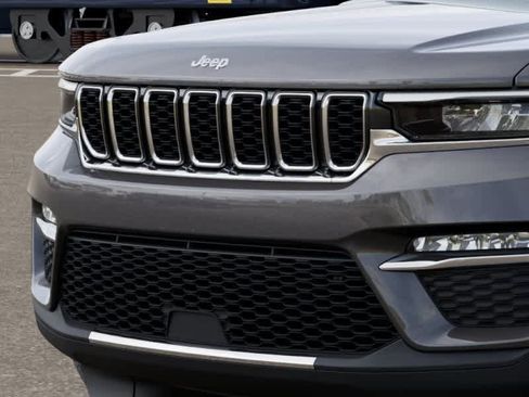 New 2025 Jeep Grand Cherokee Limited image 7