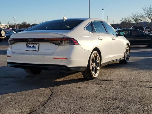 Certified 2024 Honda Accord EX-L image 9