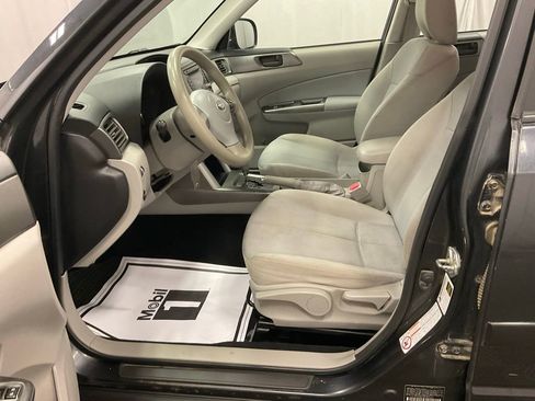 Used 2012 Subaru Forester 2.5X w/ Alloy Wheel Pkg image 11