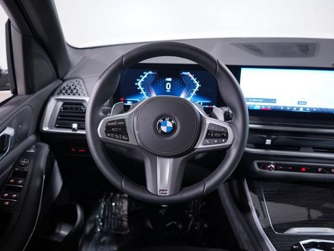 Used 2026 BMW X5 sDrive40i w/ M Sport Package RWD image 11