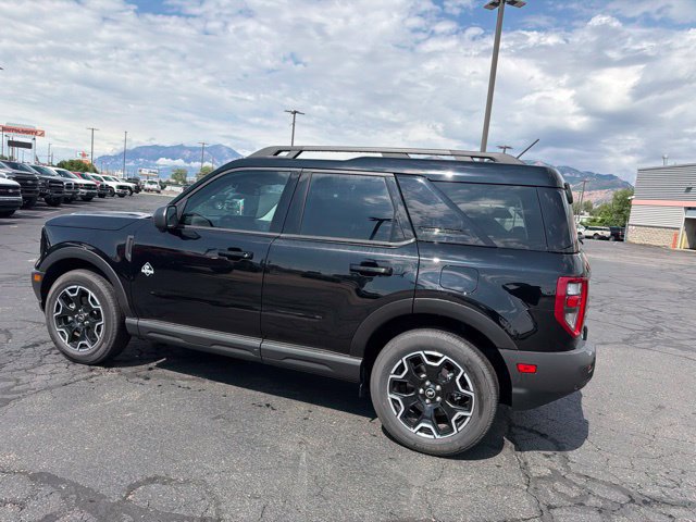 Used 2025 Ford Bronco Sport Outer Banks w/ Outer Banks Tech Package+ AWD/4WD image 12