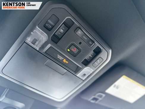 Used 2024 Toyota Sequoia Platinum image 36