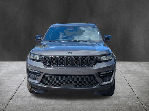 New 2025 Jeep Grand Cherokee Limited w/ Luxury Tech Group II image 9