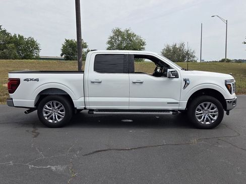 Used 2025 Ford F150 Lariat w/ Equipment Group 501A Mid AWD/4WD image 12