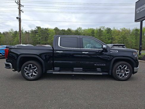 Used 2023 GMC Sierra 1500 SLT w/ SLT Premium Plus Package AWD/4WD image 7