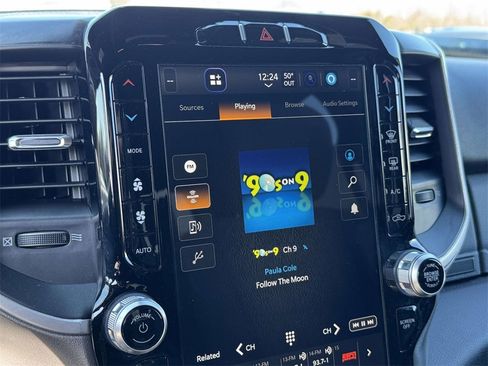 Used 2024 RAM 2500 Big Horn w/ Sport Appearance Package image 3